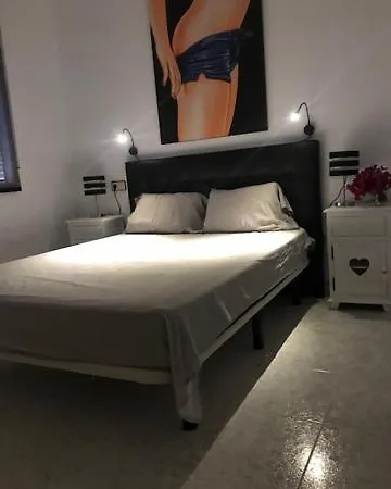 Kyrah Apartamento *