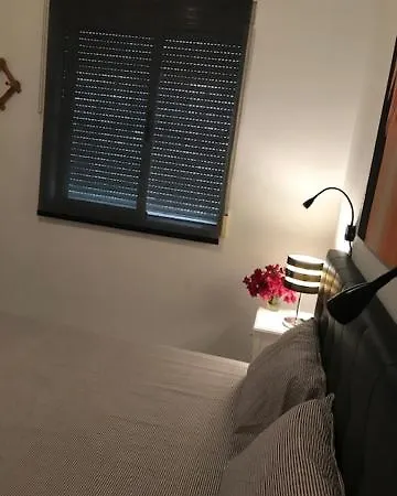 Kyrah Apartamento *
